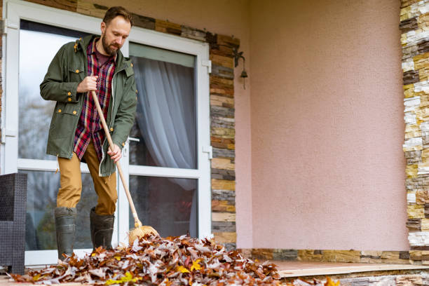 Best Estate Cleanout Services  in Wauregan, CT